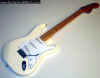 70s_stratocaster_ow 004.jpg (72806 bytes)